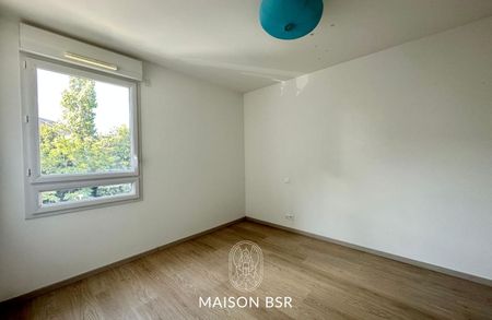 Lewis, deux pièces au calme avec balcon et parking - Photo 2