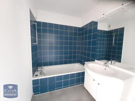 Location Appartement 3 pièces 66m² PENNE D AGENAIS 47140 - Photo 4