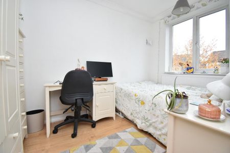 5 bedroom terraced house to rent - Photo 5