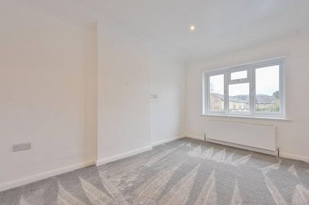 3 bedroom detached house to rent - Photo 5