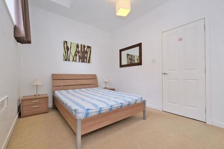 Market Street, Flat , AB11 - Photo 5