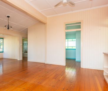 1 Louis Street, Redcliffe QLD 4020 - House For Rent - $650 | Domain - Photo 1