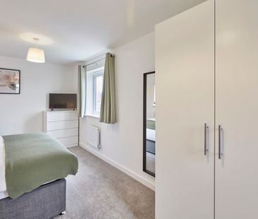 Ernest Avenue - Photo 4