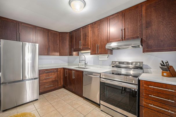 For Lease - 24 Oakhaven Private, Overbrook - Castleheights and Area, Ontario - Photo 1