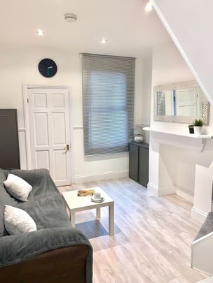 3 Bed Terraced House, Gleave Road, B29 - Photo 1