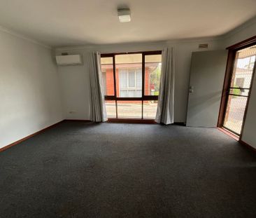 3/2 Davey Street Morwell - Photo 1