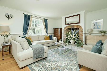 5 bedroom detached house to rent - Photo 2