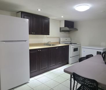 For Lease - 260 Taylor Mills N Drive, Richmond Hill, Ontario - Photo 6