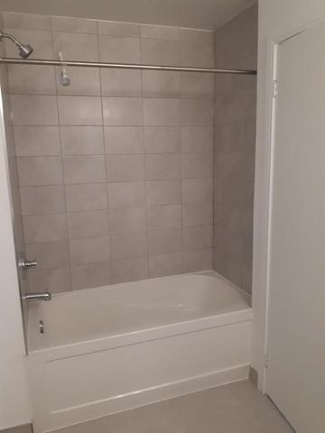 For Lease - 621 Sheppard Avenue Unit# 358, Toronto, Ontario - Photo 3