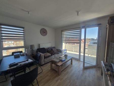 Location Appartement 2 pièces 38m² ARMENTIERES 59280 - Photo 5