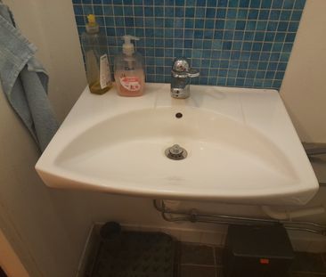 Hägersten - 1rok - tillsv - 5.250kr/mån - Photo 5