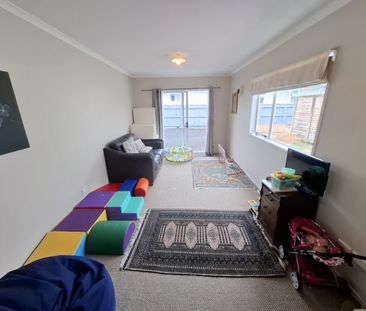 50 Wallace Pl, Westown - Photo 4