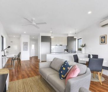 Convenient Alderley Living Just Minutes from the City - Photo 2