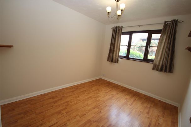 1 bedroom Apartment to let - Photo 1