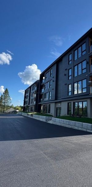 Logement condo ste-agathe 3 1/2, 4 1/2 - Photo 1