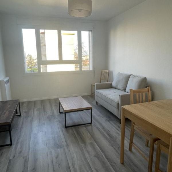 Location Appartement 2 pièces 39m² PESSAC 33600 - Photo 1