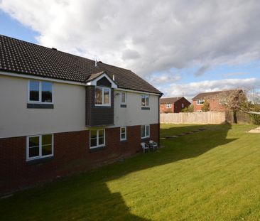 2 bedroom apartment - Photo 2