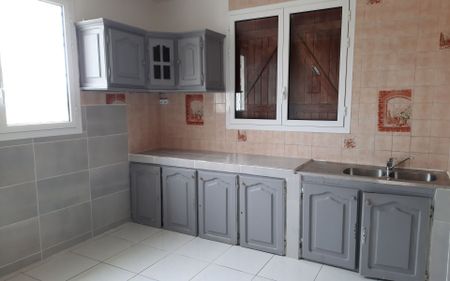 Maison à louer 4 pièces • Capesterre-Belle-Eau - Photo 2