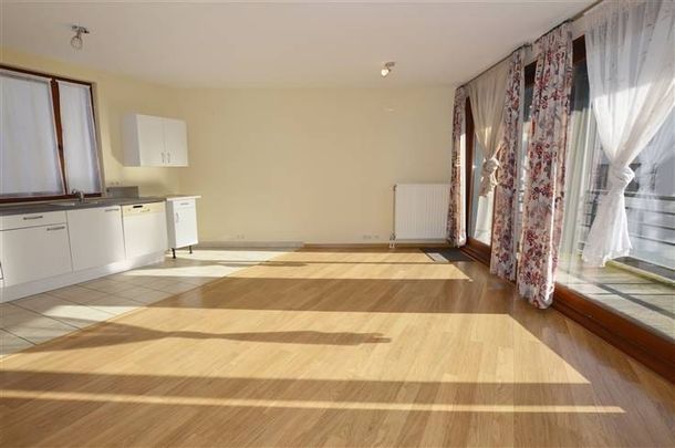 Appartement te huur - Foto 1