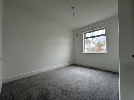 2 bedroom bungalow to rent - Photo 3
