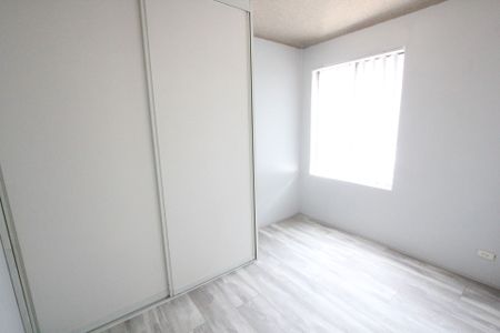 Immaculate 1st Floor Apartment Close to All Amenities - Photo 4