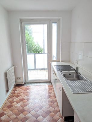 2-Zimmer Wohnung mit Balkon und EBK in Hannover-Badenstedt - Photo 1