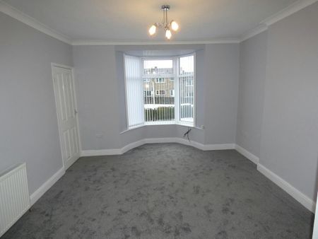 2 bedroom semi-detached house to rent - Photo 4