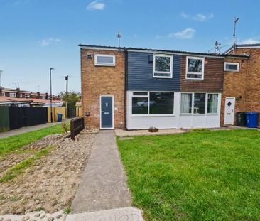 3 bedroom end of terrace house to rent - Photo 3