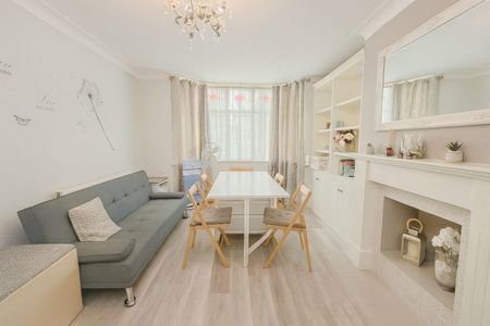 5 bedroom House To Let Total Size: 1497 SQ FT - Photo 3