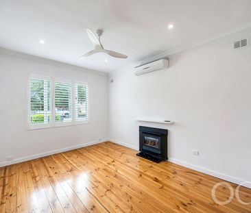 Open the Door to Light, Comfort & Everyday Convenience - Photo 2