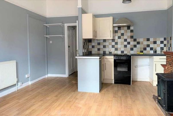 St Andrews Road, Exmouth, EX8 - Photo 1
