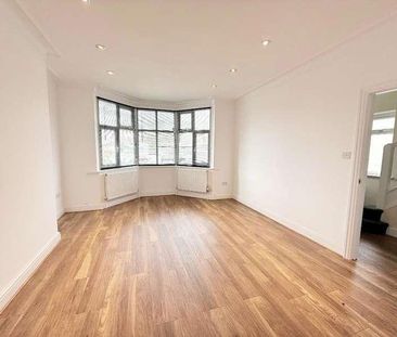 Upcroft Avenue, Edgware, Middlesex, HA8 - Photo 4