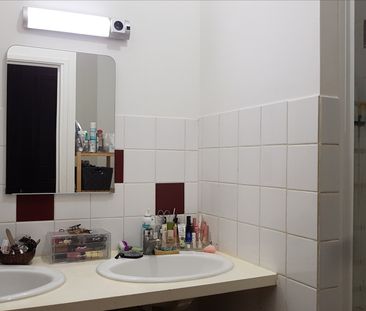 Location Appartement 3 pièces 67m² - Photo 4