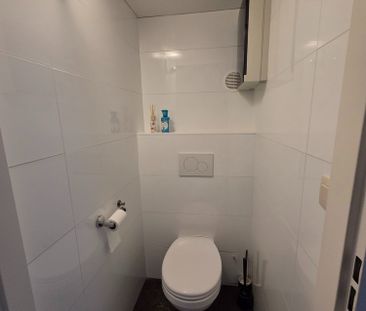 Volledig gerenoveerd tweeslaapkamer appartement inclusief garagebox... - Foto 5