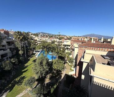 Alquiler de piso en Los Flamingos - Photo 4