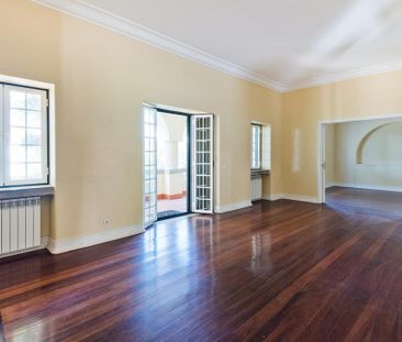 5 Bedroom House with garden, Estoril, Cascais - Photo 6