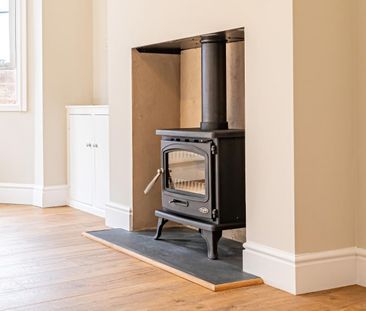 3 bedroom House To Let - Photo 3