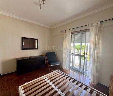 Rua Álvaro Tavares Mora 1o no 59, Atalaia, Portugal, Atalaia e Alto... - Foto 1