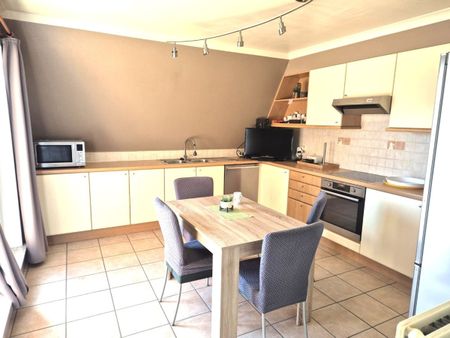 Ruim duplex-appartement met garage te Zulte - Photo 4