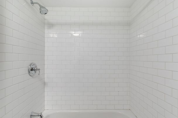 For Lease - 672 Castleguard Crescent Unit# 2, Burlington, Ontario - Photo 1