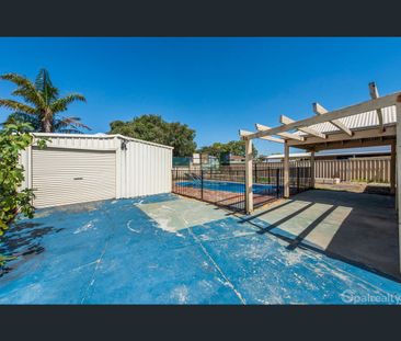 154 Currie Street, Warnbro, WA 6169 - Photo 1