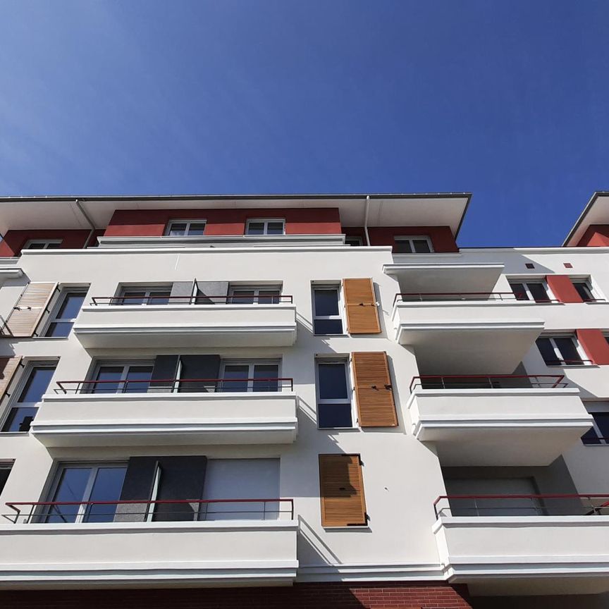 location Appartement T1 DE 30.14m² À MONTFERMEIL - Photo 1