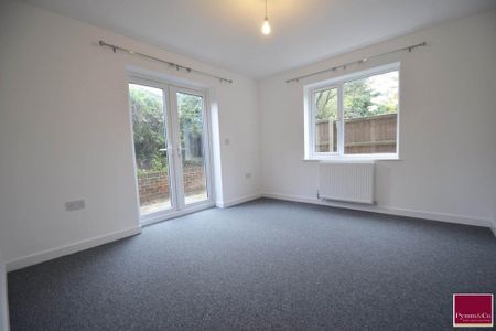 2 bedroom detached house to rent - Photo 3