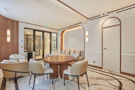 Location appartement, Paris 8ème (75008), 2 pièces, 30 m², ref 86467973 - Photo 2