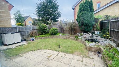 3 bedroom terraced house to rent - Photo 3