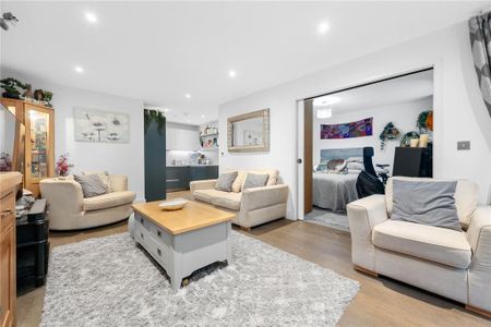 2 bedroom apartment to rent - Photo 3