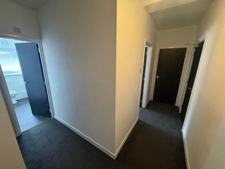 2 bedroom flat to rent - Photo 3
