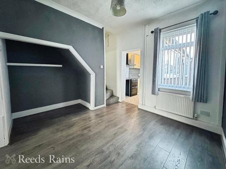 2 bedroom terraced house to rent - Photo 5