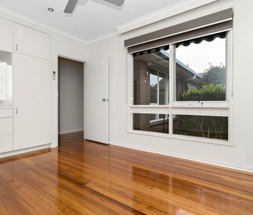 Private & Well maintained Villa Unit - Photo 4