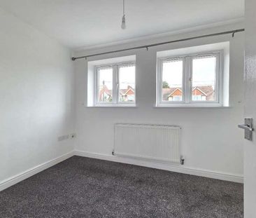 Chapelhouse Lane, Halesowen, West Midlands, B63 - Photo 2